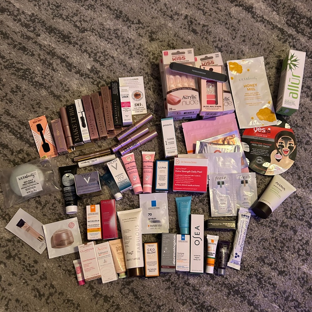 Giant beauty lot - over 50 pieces!